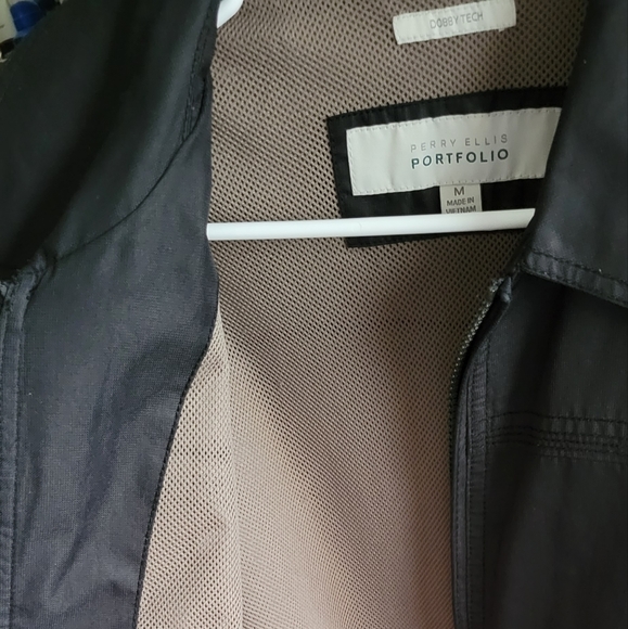 Light Perry Ellis Jacket - Picture 3 of 5